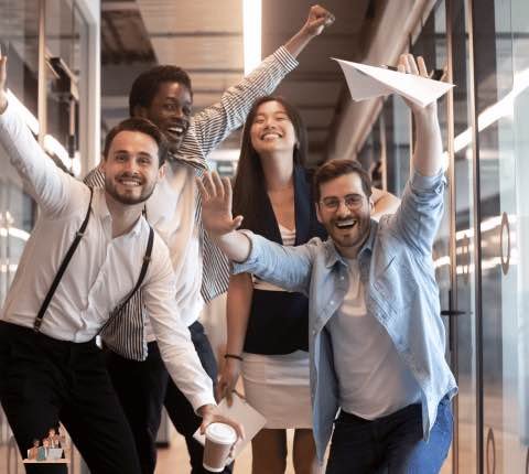 EMPLEADOS-FELICES EMPLEADOS-FELICES